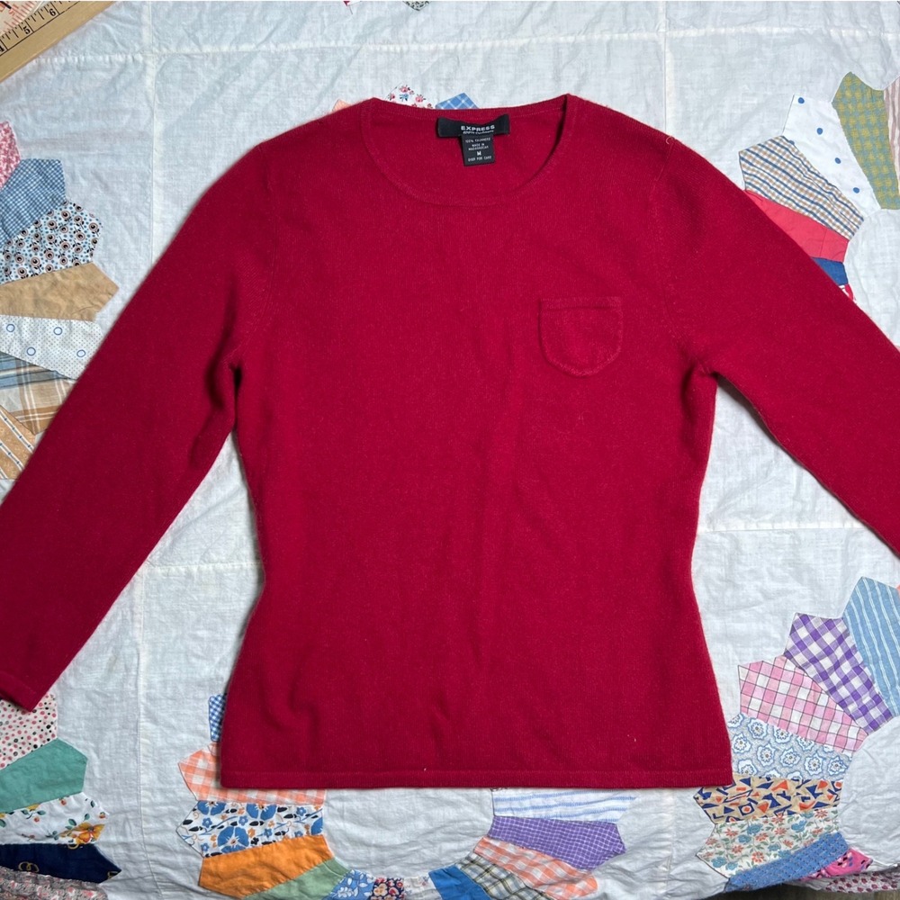 Express 100%‎ Cashmere Sweater Womens Medium Red Crewneck Long Sleeve Pocket